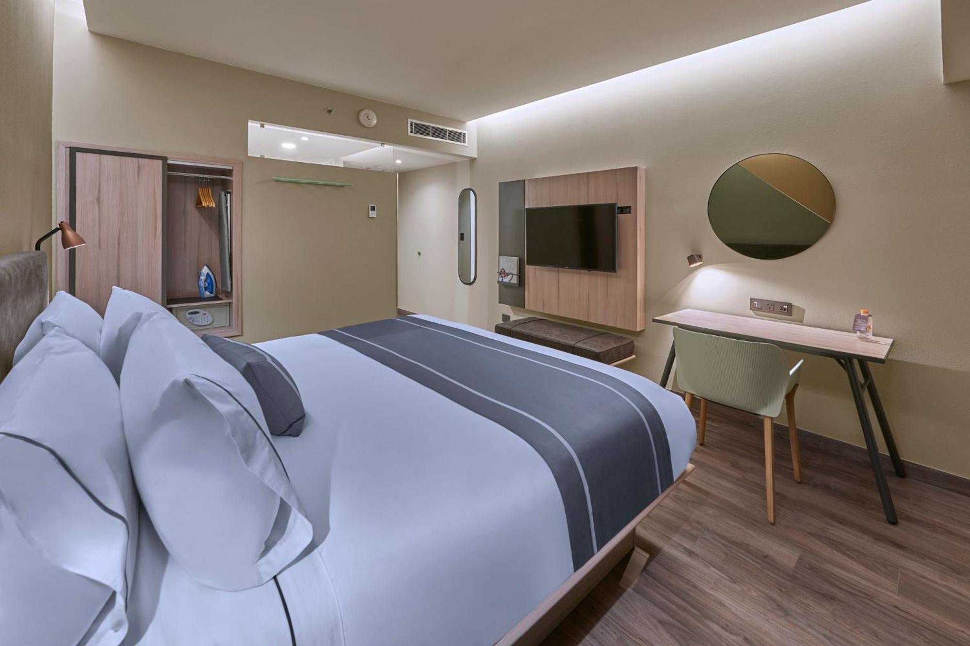 City Express Plus By Marriott Ciudad De Mexico Interlomas Экстерьер фото